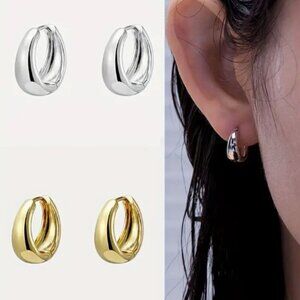 Minimalist Hoop Earrings - Lever back Style - Choose from Silver or Gold Tone